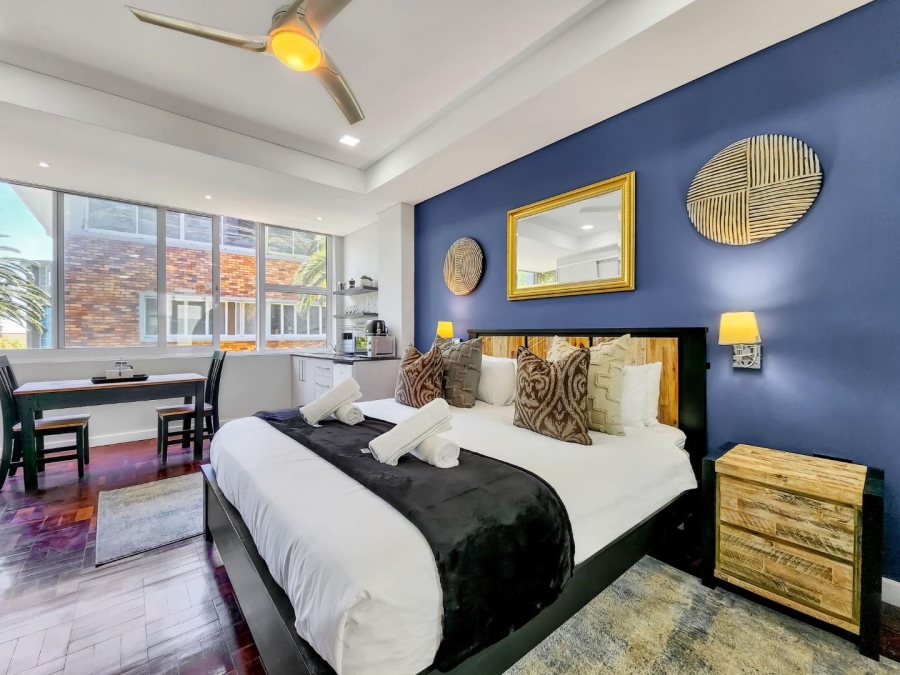 To Let 3 Bedroom Property for Rent in Three Anchor Bay Western Cape